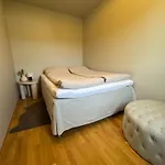 Apartament Moderne I Lofoten *